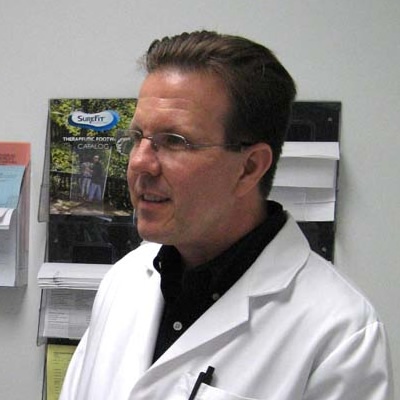 Dr. Larry Albrecht