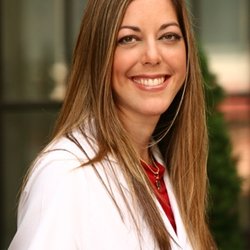 Dr. Alexa Lessow, MD