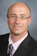 Dr. Axel Rosengart, MD