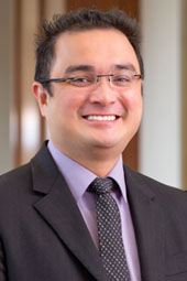 Dr. Dennis Mauricio, MD