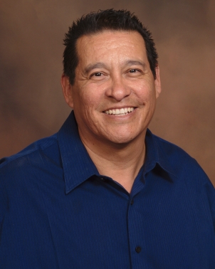Dr. Efren De La Rosa