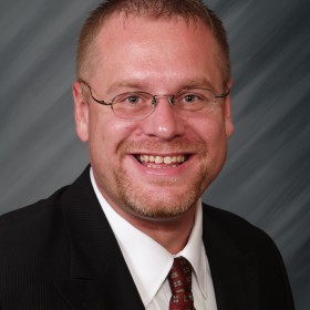 Dr. Eric Palmquist