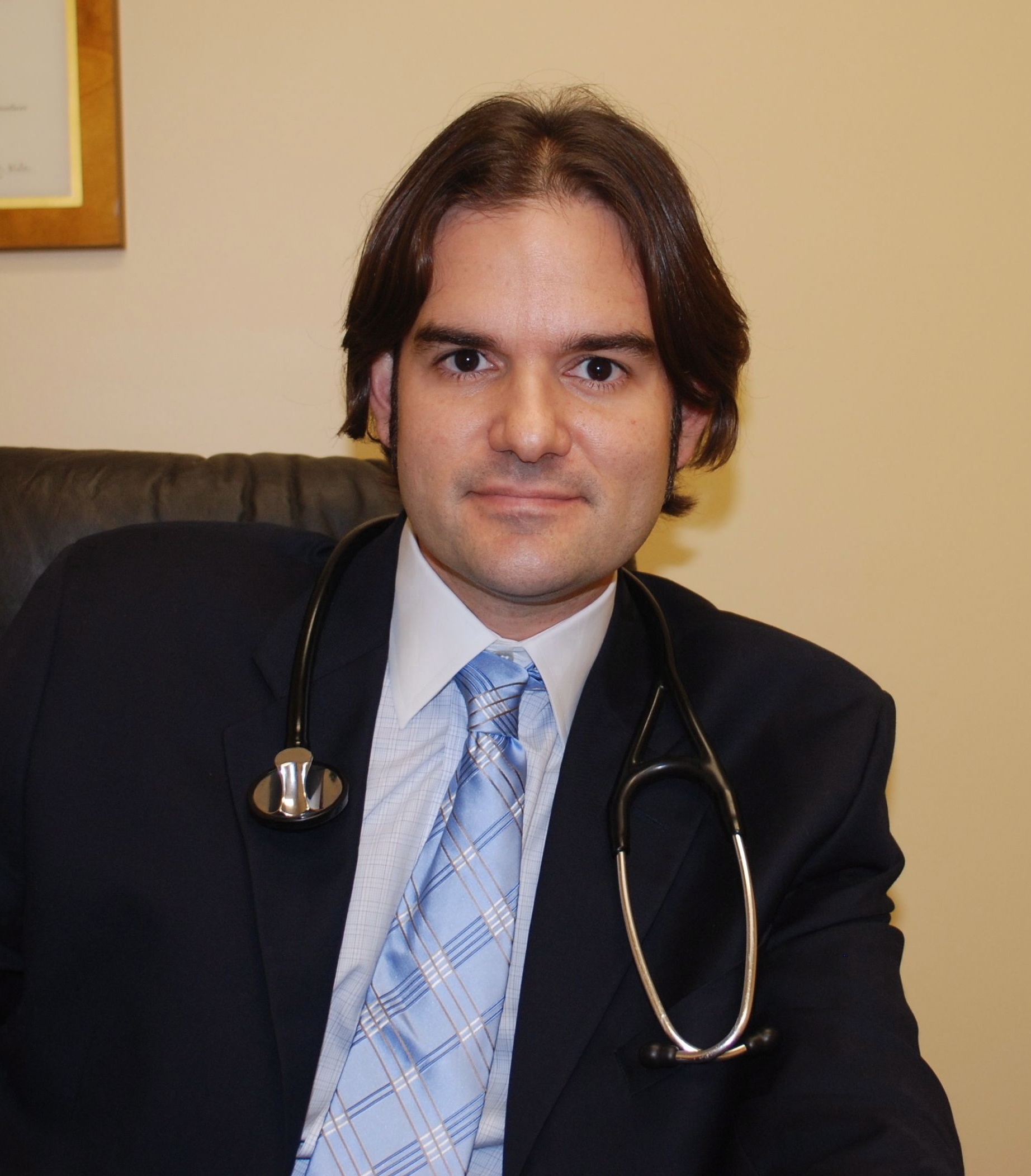 Dr. Eugenio Menendez, DO