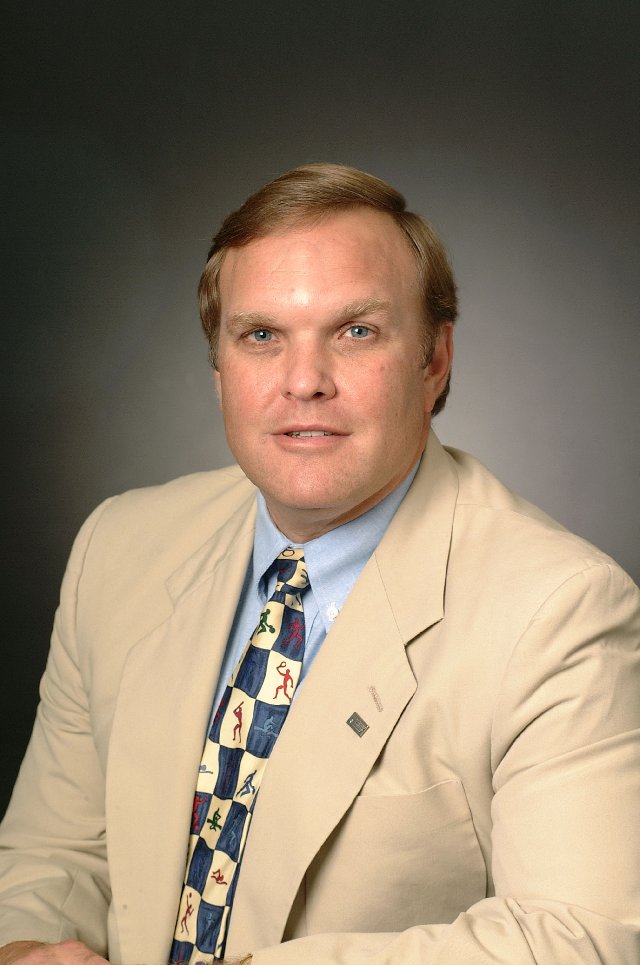 Dr. F Stuart Sanders, MD