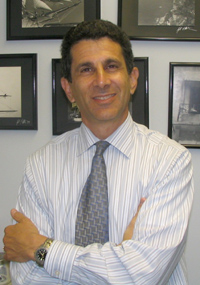 Dr. Lyle Modlin