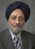 Dr. Narinder Arora, MD