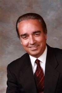 Dr. Oscar De La Mora, MD