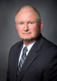 Dr. Robert Saunders, MD