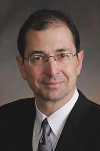 Dr. Robert Valente, MD
