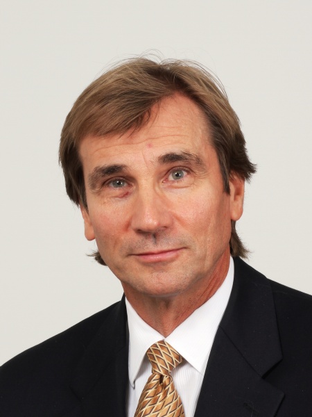 Dr. Stephan Baker, MD