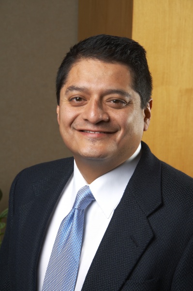 Dr. Julio Rivera, MD