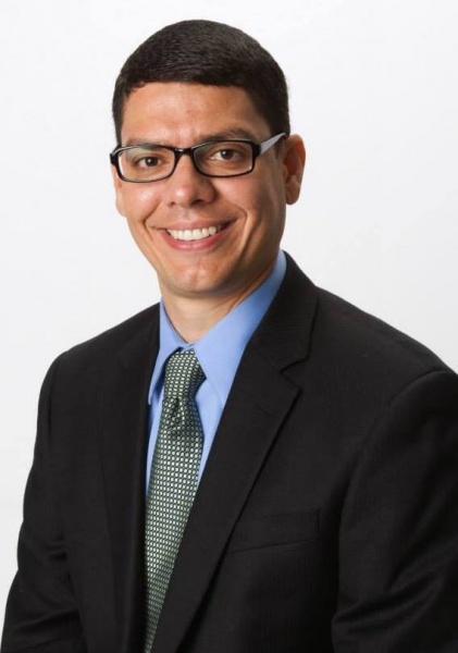 Dr. Javier Perez, MD