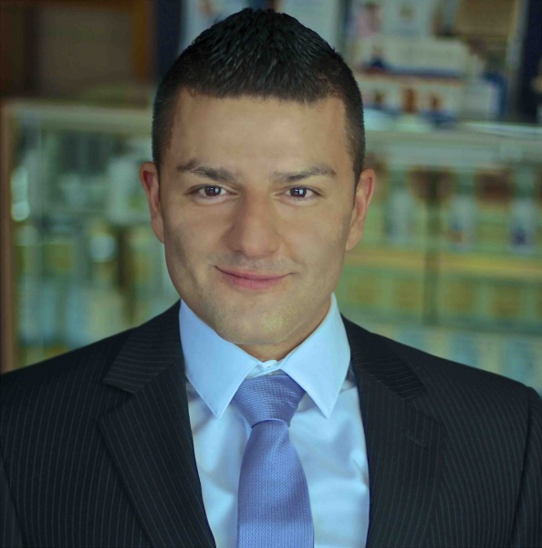 Dr. Jones Hormozi