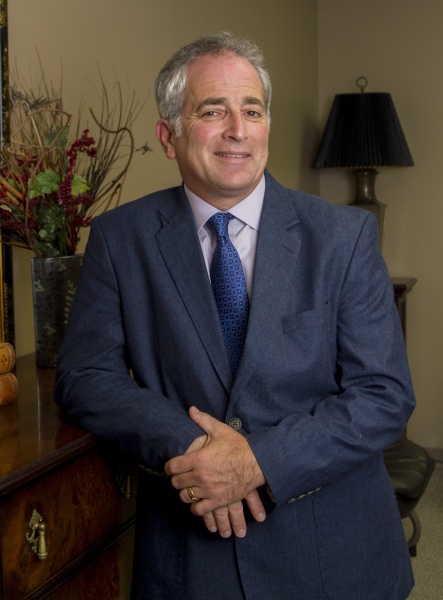 Dr. Peter Lindy, MD