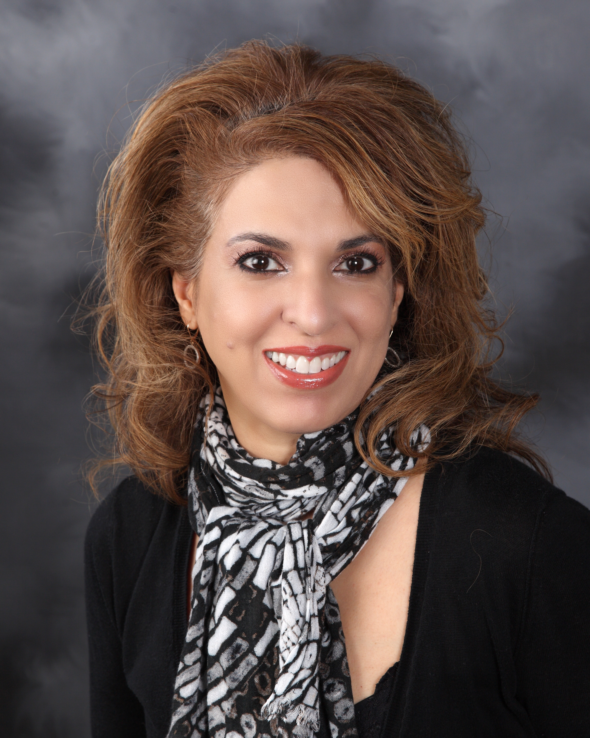 Dr. Anjum Qureshi, MD