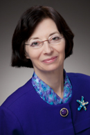 Dr. Frankie Holmes, MD