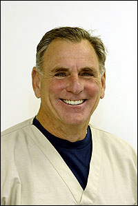 Dr. Lee Cohen
