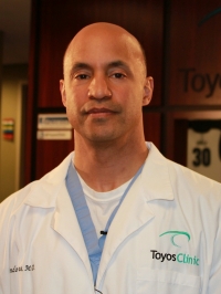 Dr. Rolando Toyos, MD