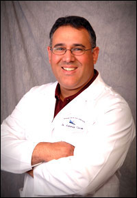 Dr. Armando Carro
