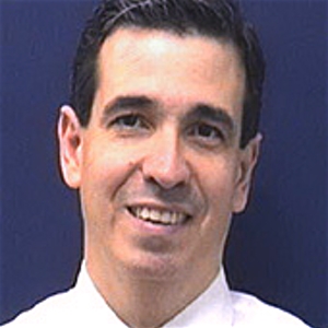 Dr. Roberto Beaton, MD