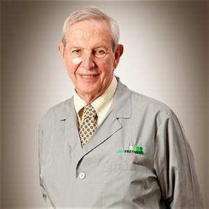 Dr. David Mutchnik, MD