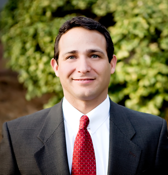 Dr. Edgar Correa