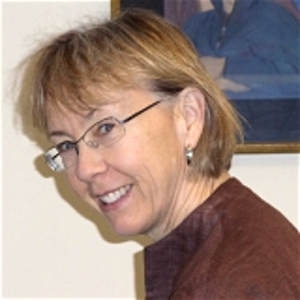 Dr. Wanda Updike, MD