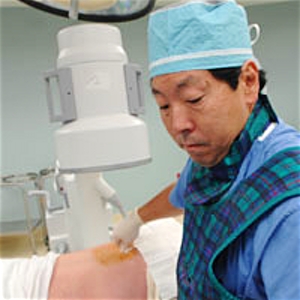 Dr. Daniel Suh, MD