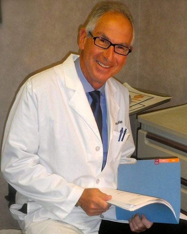 Dr. Warren Kaplan