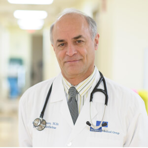 Dr. Ronald Gomes, MD