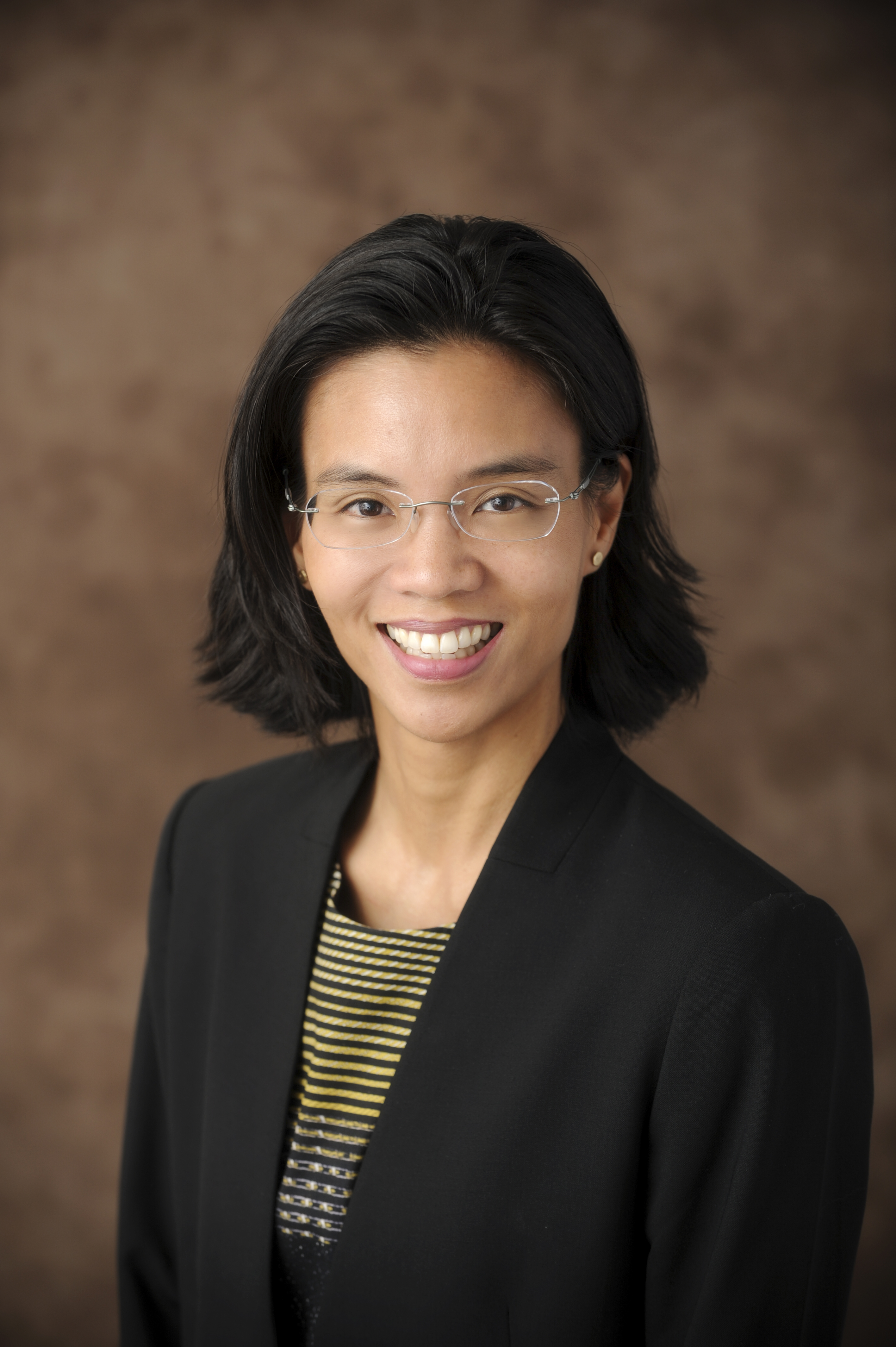 Dr. Margarita Racsa, MD