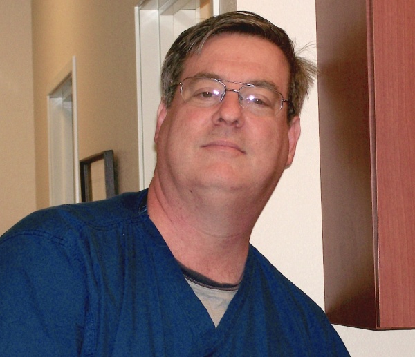 Dr. Mitchell Giangobbe, MD