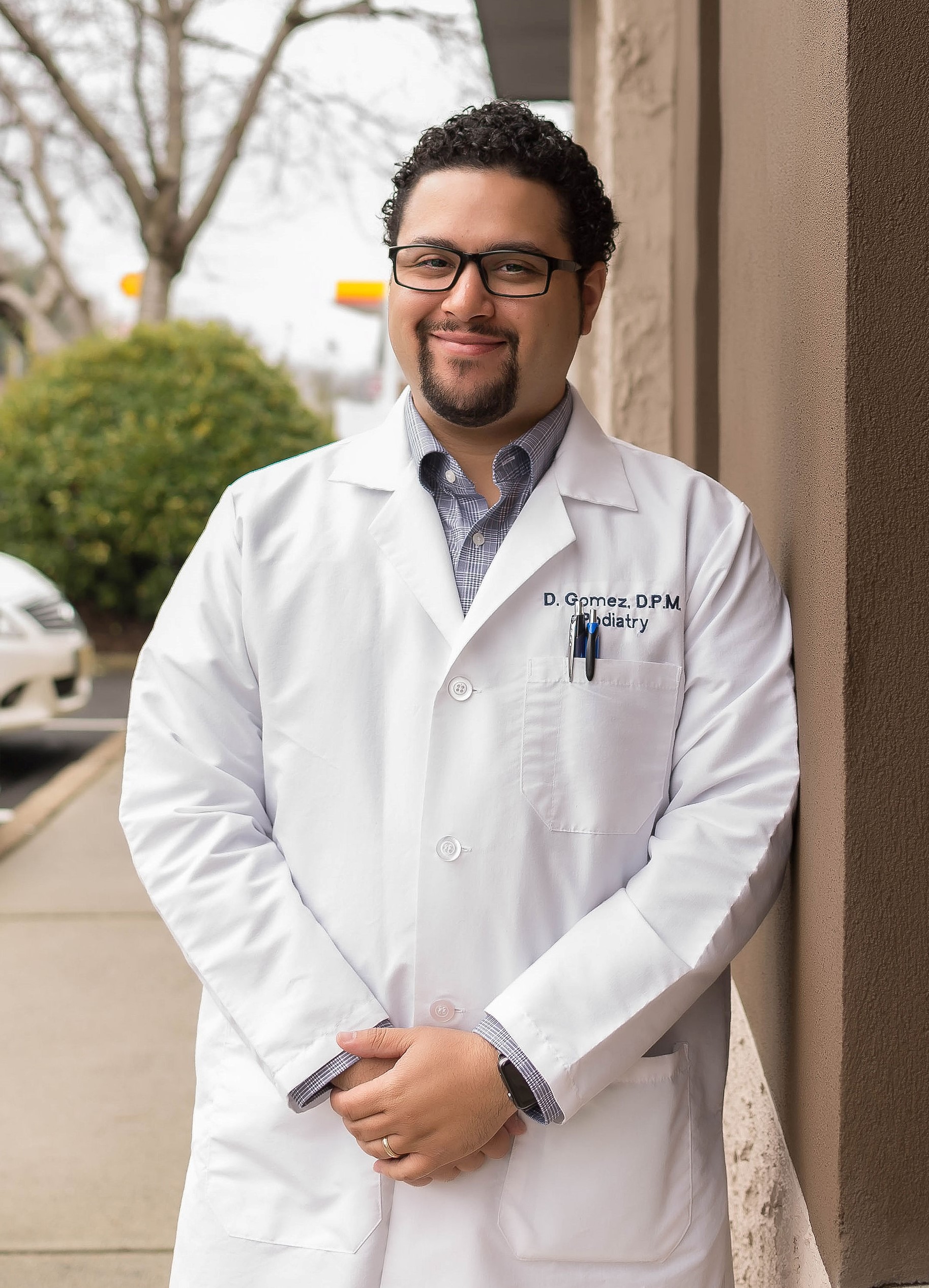Dr. Danny Gomez