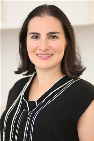 Dr. Valeriya Anbinder