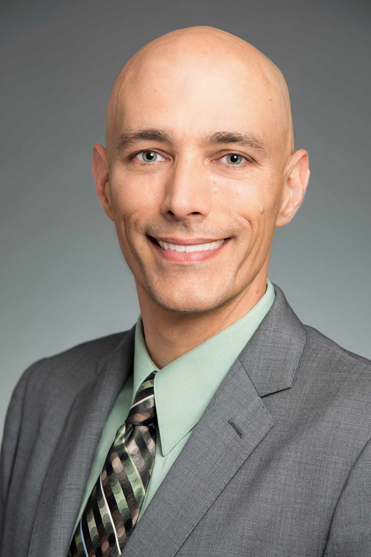 Dr. Brian Bobb, MD