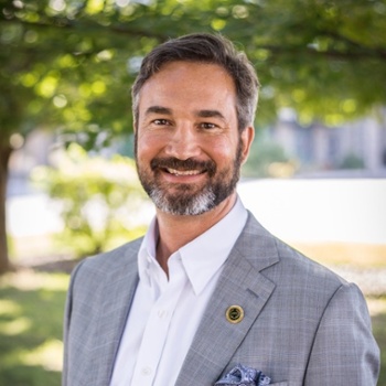 Dr. Vincent Gardner, MD