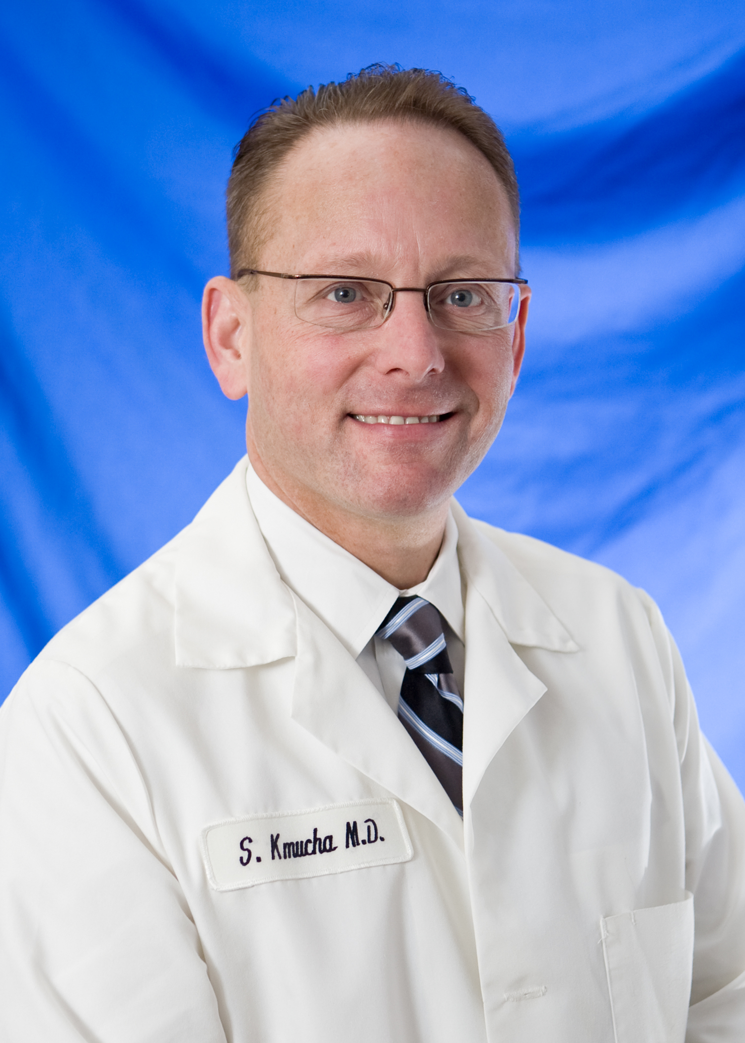 Dr. Steven Kmucha, MD