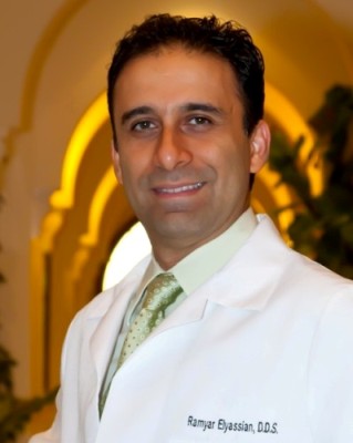 Dr. Ramyar Moussavi