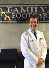 Dr. Lonny Rosenfeld