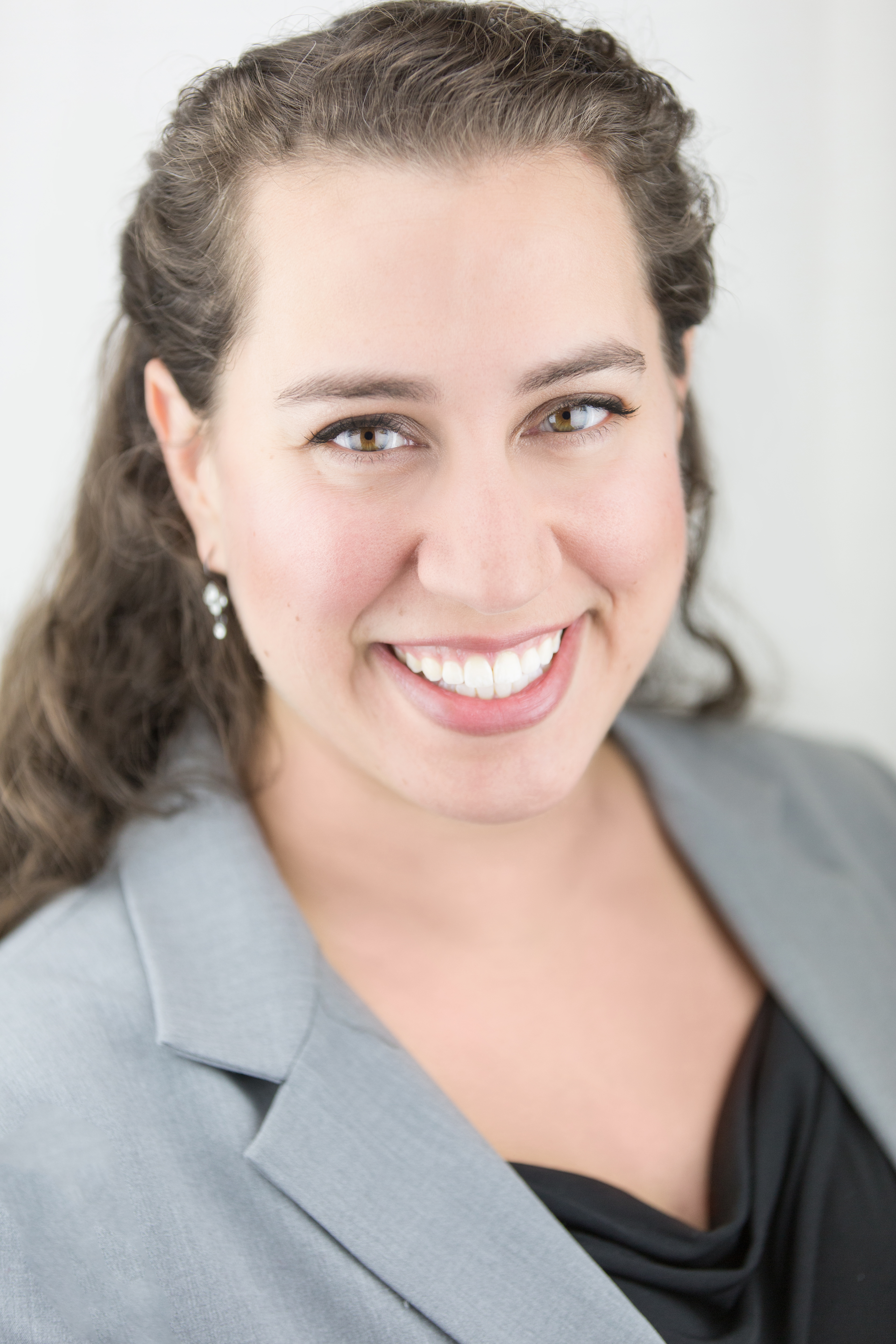 Dr. Elaine Ahillen, MD