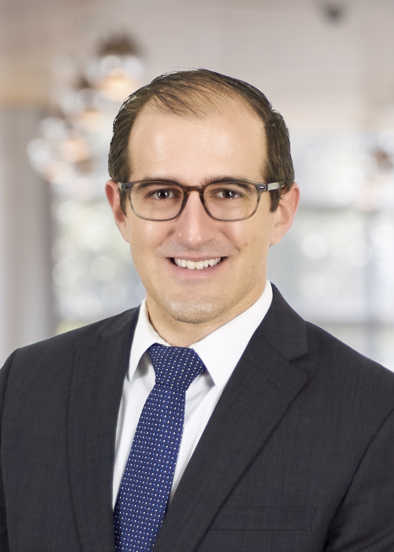 Dr. Adam Reynolds, MD