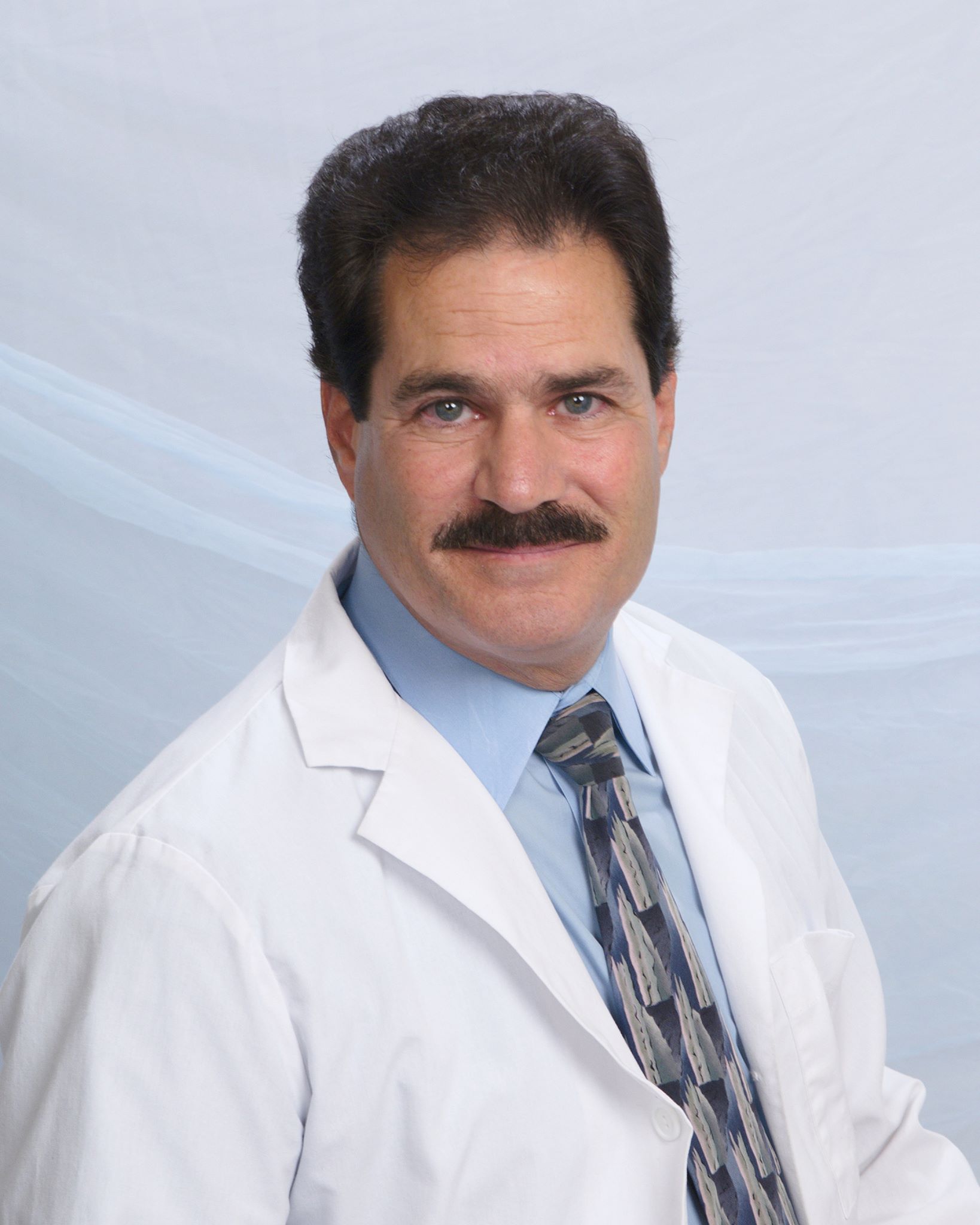 Dr. Richard Lizerbram
