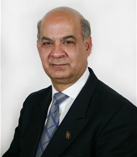 Dr. Shaukat Khan, MD