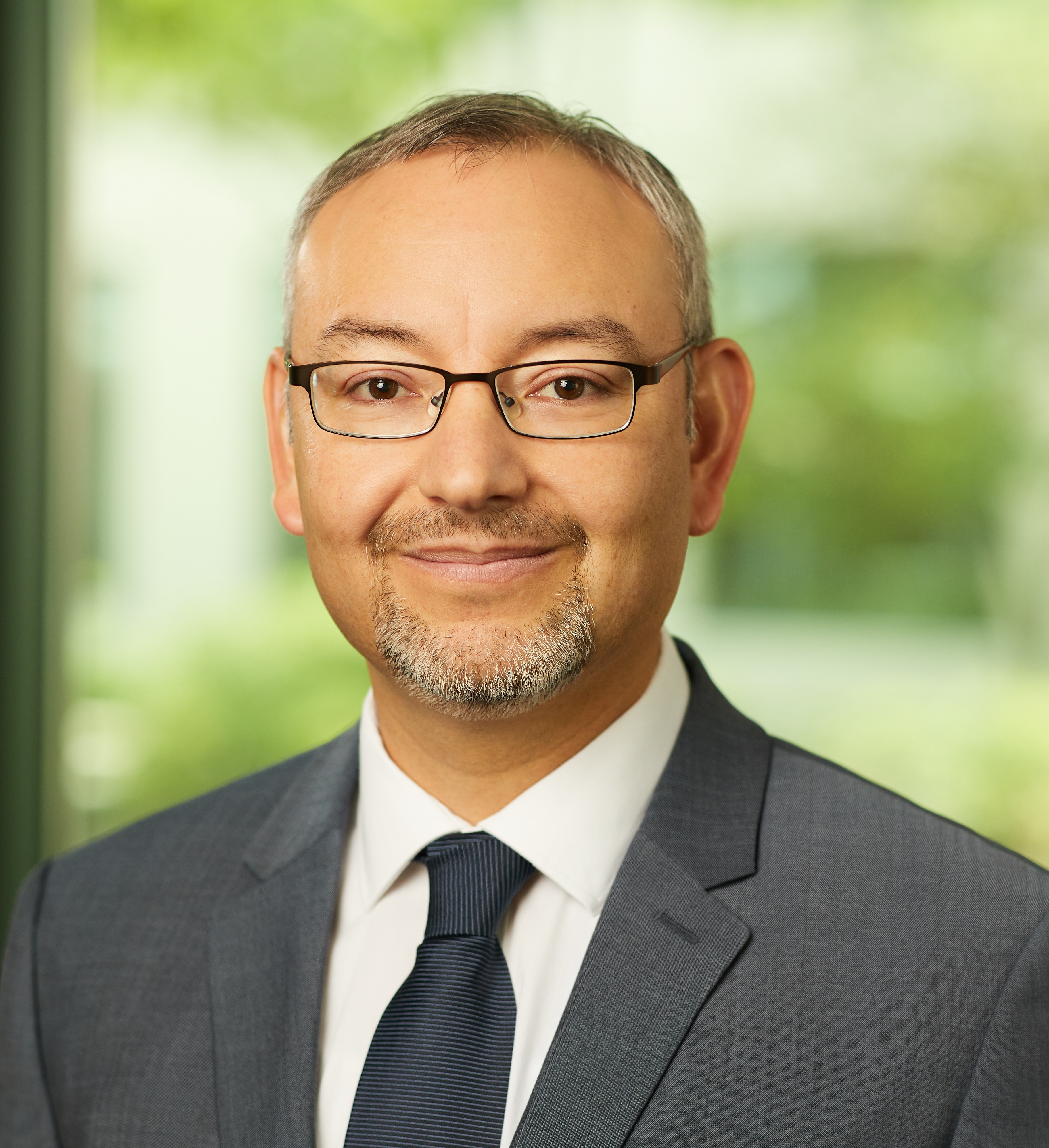 Dr. Paulo Calderon, MD
