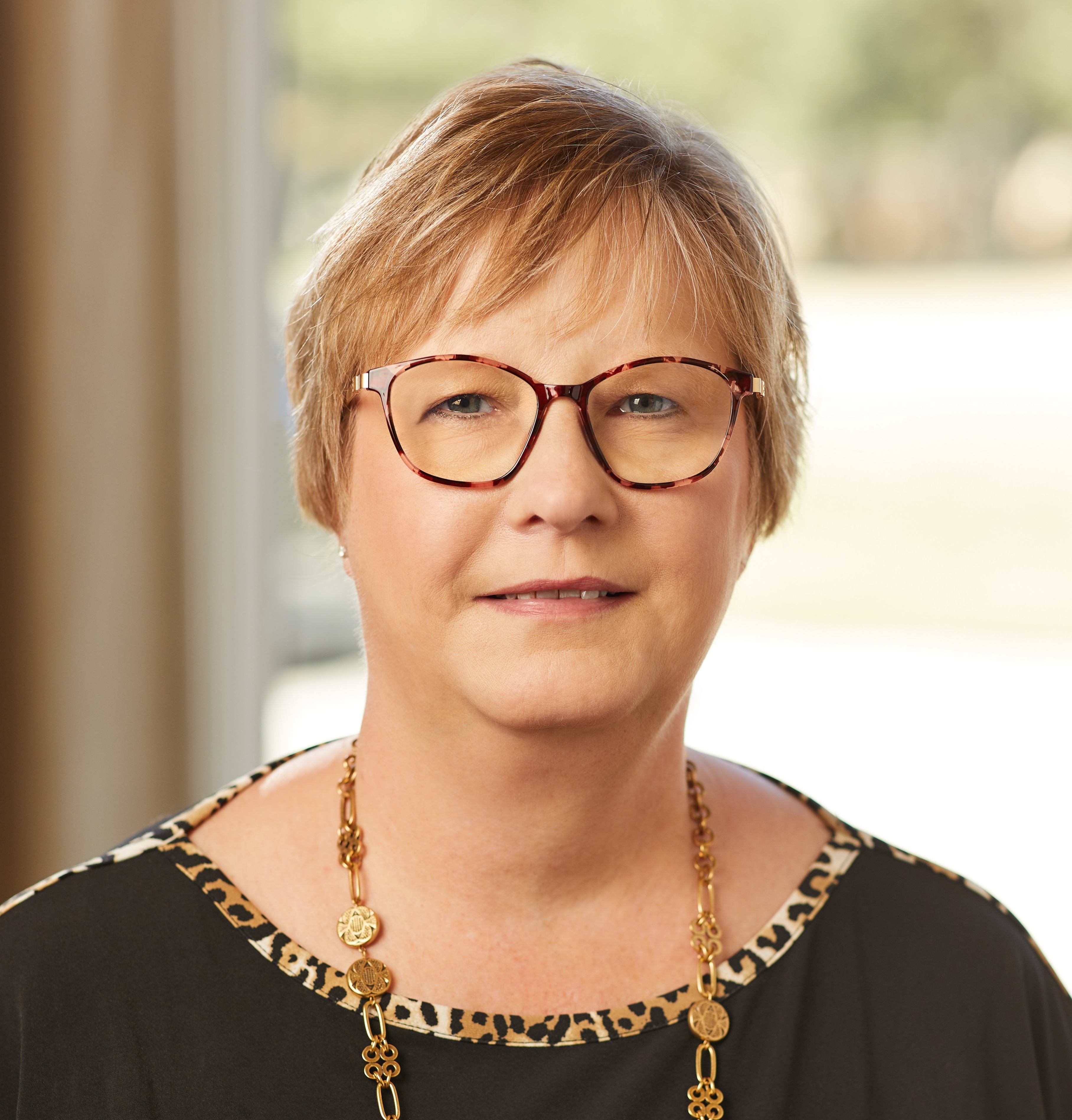 Dr. Mandy Thompson, MD