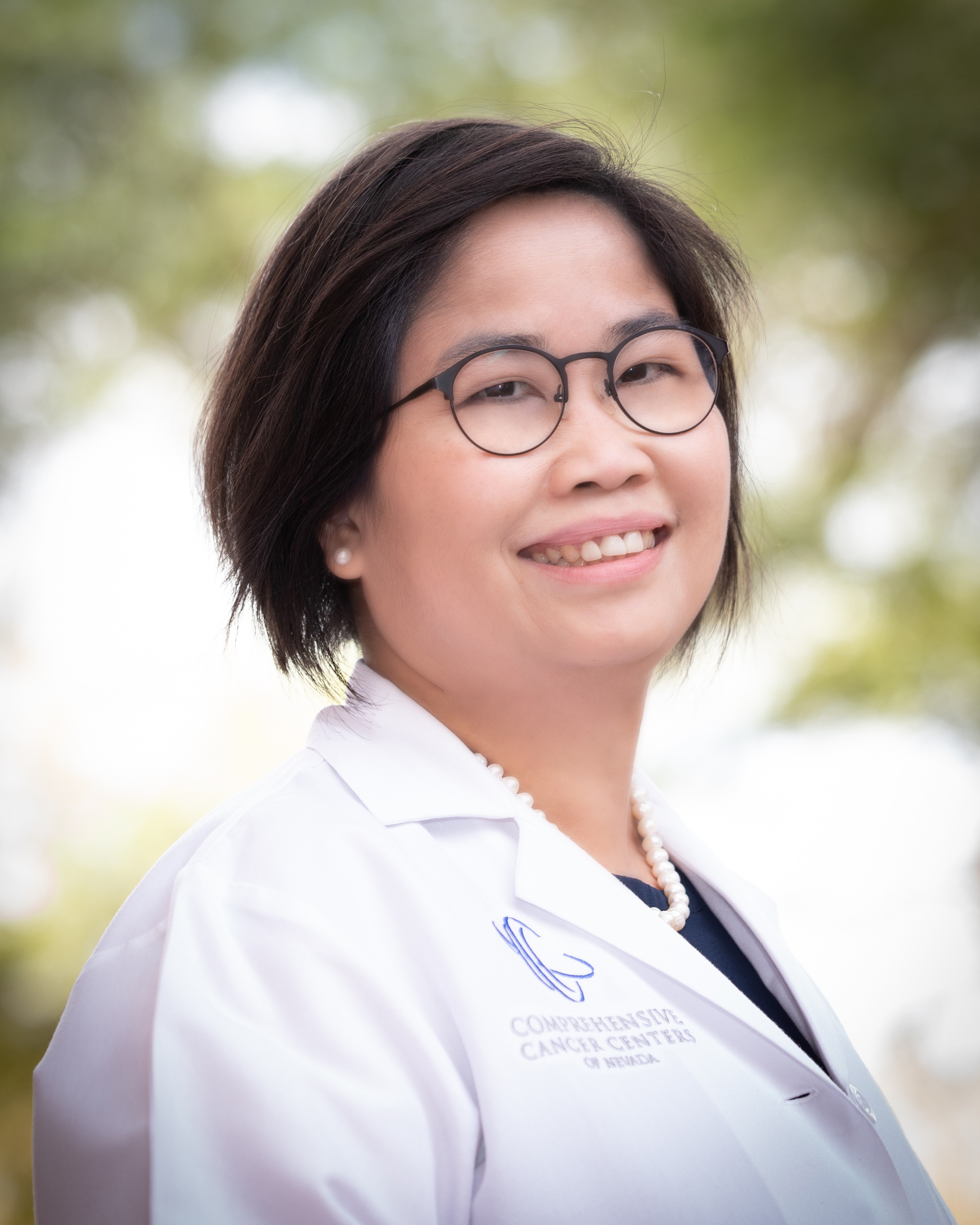 Dr. Liawaty Ho, MD