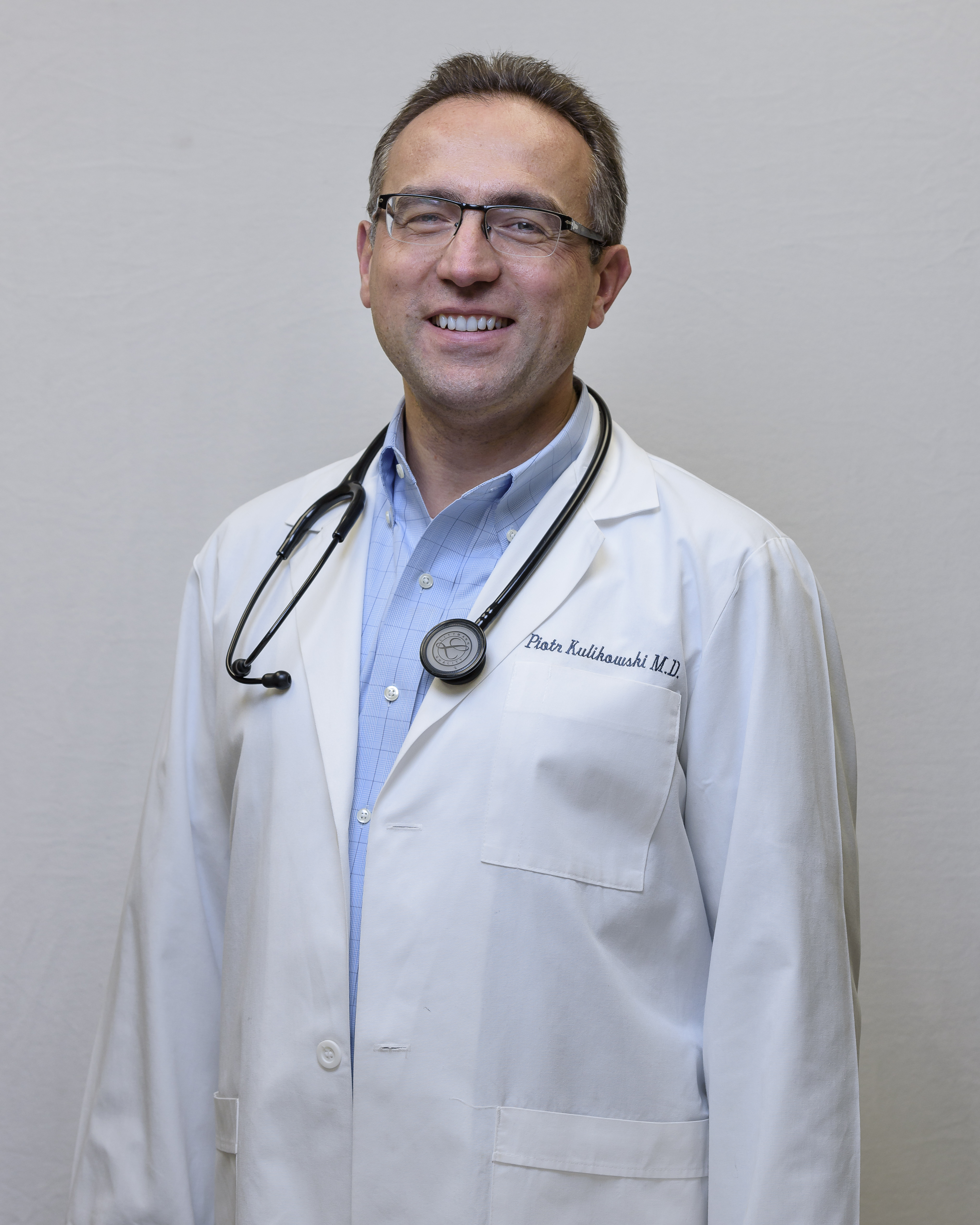 Dr. Piotr Kulikowski, MD
