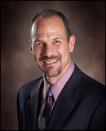 Dr. Wagner Santiago