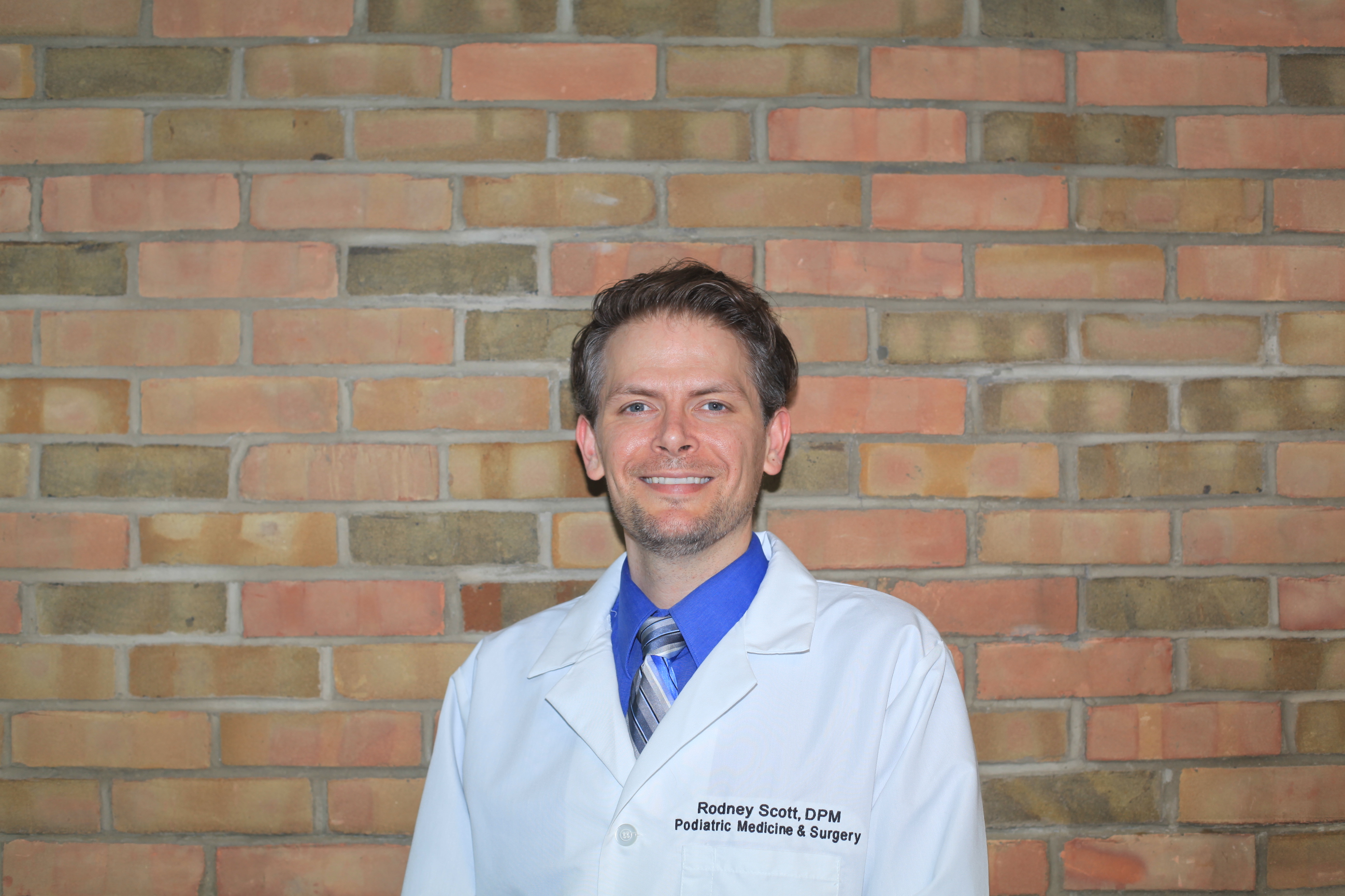 Dr. Rodney Scott