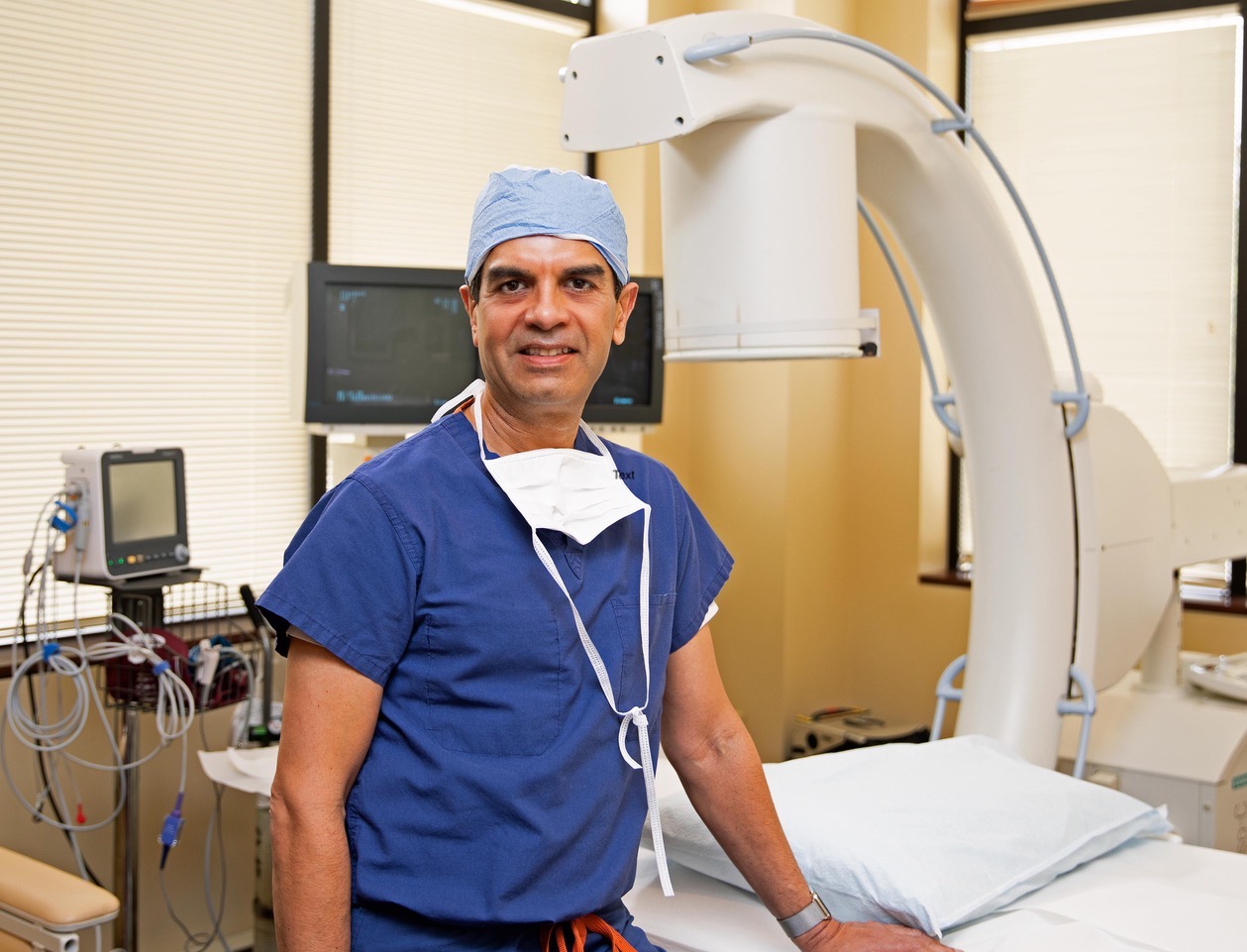 Dr. Anil Sharma, MD